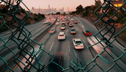 开云电竞入口-室外场馆智能化：引领未来足球场的技术革命，室外场馆英文